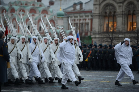 Russian soldiers in the form of the Great Patriotic War at the parade on Red Square in Moscow.のeditorial素材