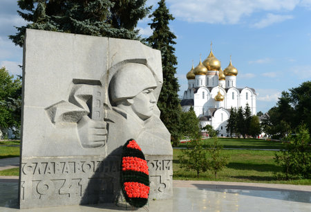 Yaroslavl is one of the oldest Russian cities, founded in the XI century.View of the Dormition Cathedral from the memorial "Eternal flame".のeditorial素材