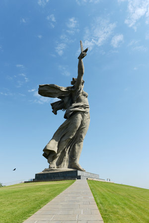 The monument "the Motherland calls" of the Mamaev Kurgan in Volgograd.のeditorial素材