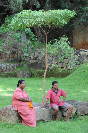 Lankies on the ruins of the Sigiriya fortress.のeditorial素材