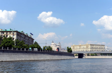 The view from the Moscow river to Arbat bridge and the embankment of Taras Shevchenko.のeditorial素材