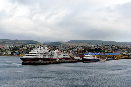Sea port of Punta Arenas.のeditorial素材
