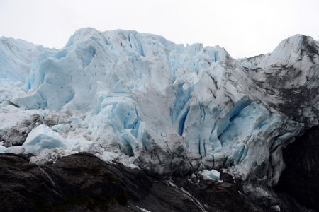 The Aguila glacier in southern Patagonia.のeditorial素材