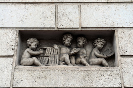 Sculpture boys with books in Vienna.のeditorial素材