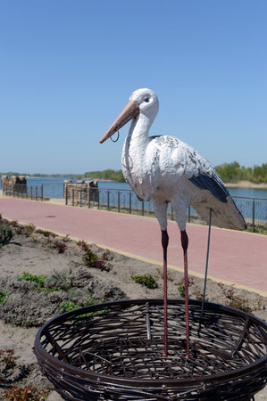Sculpture of a stork on the embankment of the Don River in the village of Romanovskaya, Rostov Region.のeditorial素材