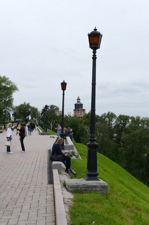 People on the embankment of the confluence of the Volga River and the Oka River.のeditorial素材
