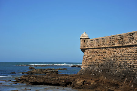 Fortress of San Sebastian on the shores of the ancient maritime city of Cadiz.のeditorial素材