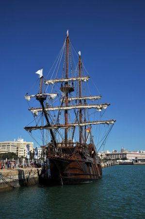 Galleon in the seaport of the ancient city of Cadiz.のeditorial素材