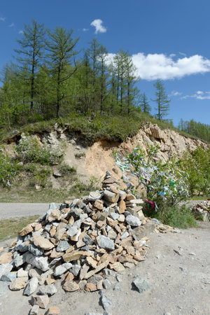 Pass Chike-Taman. The old road of the Chuysk tract. Mountain Altai. Western Siberiaのeditorial素材