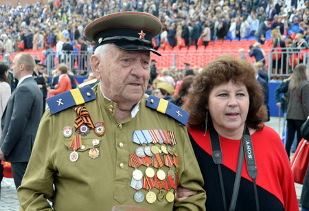 Unknown veteran of the great Patriotic war on the red square of Moscow during the celebration of Victory Dayのeditorial素材