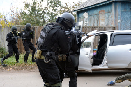 Soldiers of the police detachment of special purpose "Thunder" conduct training to neutralize terroristsのeditorial素材
