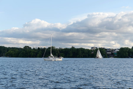 Yachts on the Pirogovsky reservoir of the Moscow Canalのeditorial素材