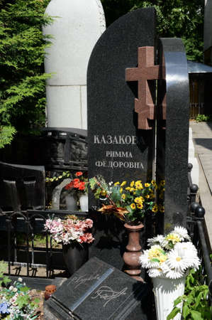 The grave of the Soviet and Russian poetess Rimma Kazakova at the Vagankovsky Cemetery in Moscowのeditorial素材