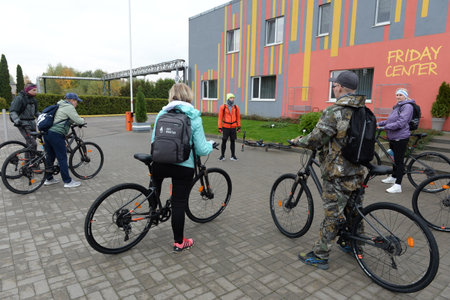 Instructing cyclists before the trip