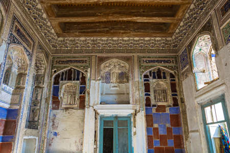 Vintage colorful painting in the old house, Bukhara, Uzbekistan.のeditorial素材