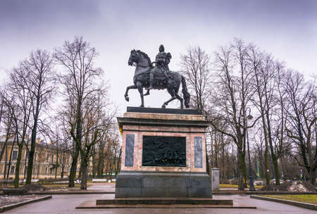 The monument to Peter the great from the great-grandson of Paul in front of Mikhailovsky castle, St. Petersburg, Russia.のeditorial素材