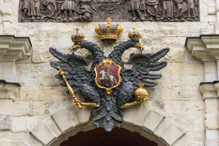 Saint-Petersburg, Russia - September 29, 2017: double-Headed eagle above the Main entrance to the Peter and Paul Fortress 29 September 2017, Saint-Petersburg, Russia.のeditorial素材