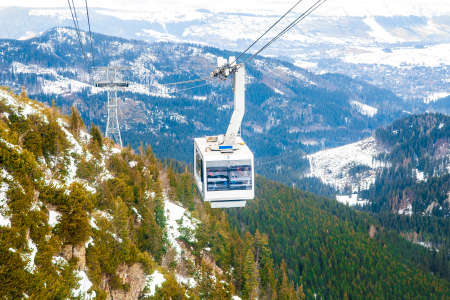 The cable car to Kasprowy Wierch peak in Tatra mountains, Poland.の写真素材