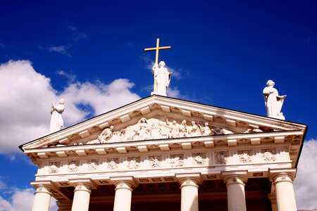 Statues on the cathedral roof, detailed.の写真素材