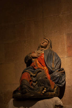 Mary sculpture inside the cathedral of Avila, Spain のeditorial素材