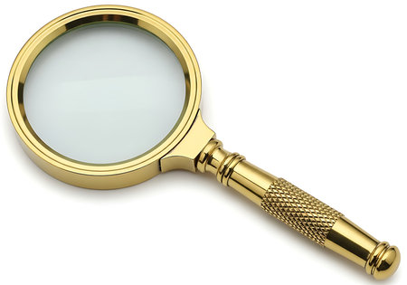 Discover intricate details with this vintage brass magnifying glass. Its classic design and textured handle offer a comfortable grip for precise inspection and exploration of small objects.の素材
