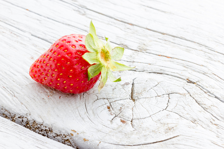 Organic strawberriesの写真素材
