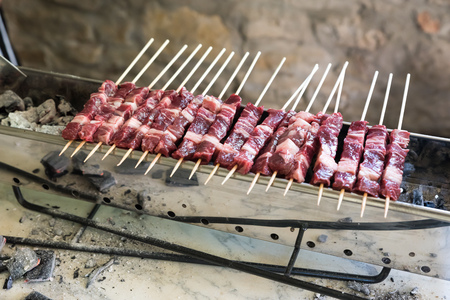 Cooking Abruzzesi arrosticiniの写真素材