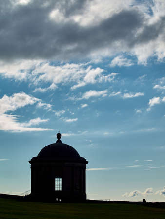 Two lovers at Mussenden Temple  near Castlerock, Antrim, Northern Irelandの写真素材