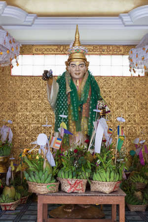 Botataung pagoda in Yangon, Burma (Myanmar)の写真素材