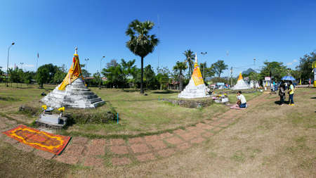 SANGKHLABURI, THAILAND - DECEMBER 27, 2015: Three Pagodas Pass, "Dan Chadi Sam Ong", border channel connecting Thailand and Burma at Sangkhlaburi District, Kanchanaburi Thailand panorama,on December 27, 2015のeditorial素材