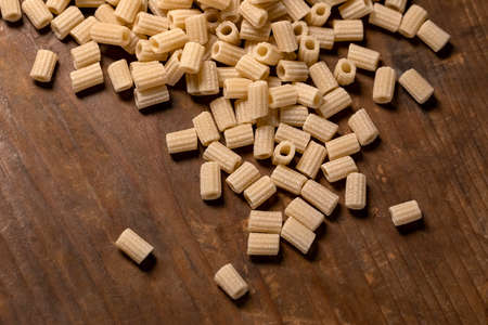 composition of uncooked ditalini italian pasta