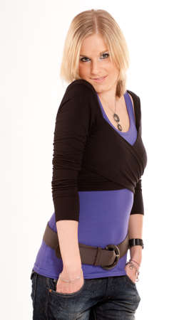 

Smiling young blonde girl against a white background

の写真素材