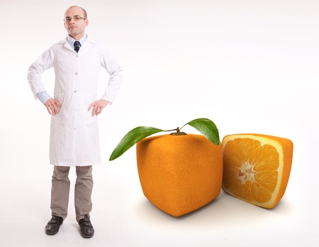 Scientist by a cubic orange

の写真素材