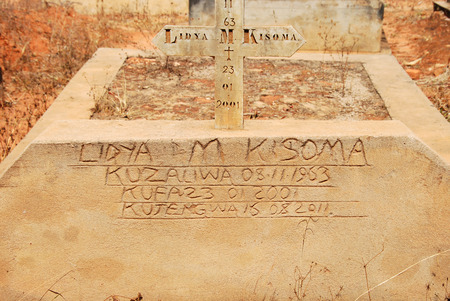 August 2014-Pomerini-Tanzania-Africa-The impressive expanse of graves in the cemetery of village Pomerini where people are still dying of malaria, AIDS and tuberculosisのeditorial素材