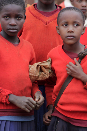 January 18-2016-Pomerini in Tanzania-Africa-A group of unidentified African students of the middle school of the village of Pomerini wanted and built by a community of Franciscan Friars and Mawaki ongのeditorial素材