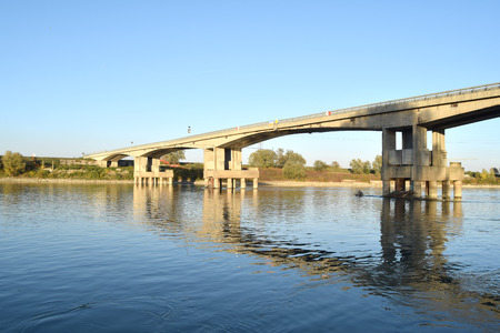 View of a bridge over the river Poのeditorial素材