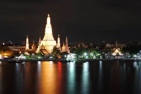 Wat Arun Temple at twilight in Bangkok, Thailand.の写真素材