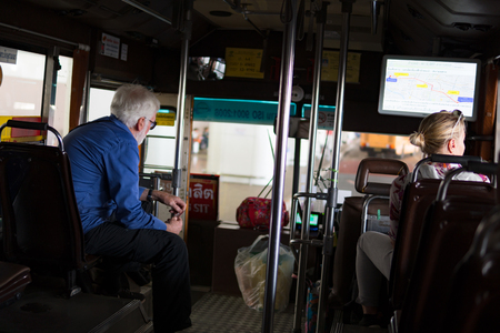 Bangkok, Thailand -November 23, 2017: Tourists are bus passengers Bangkokのeditorial素材