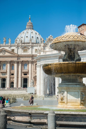 Fountain in the Vatican Cityのeditorial素材