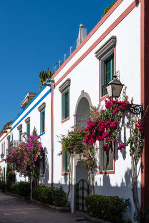 Colorful houses in Puerto de Mogan, Gran Canariaの写真素材