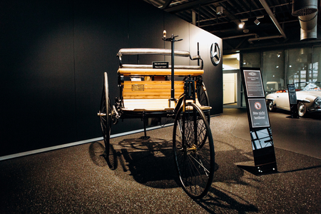 Berlin, August 29, 2018: The first European gasoline car is on display at the official Mercedes-Benz dealership in Berlin. Retro car.のeditorial素材