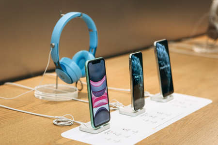 Turkey, Istanbul, December 17, 2019: The latest modern iPhones 11, 11 pro and 11 pro max in a row at the Apple Store.のeditorial素材