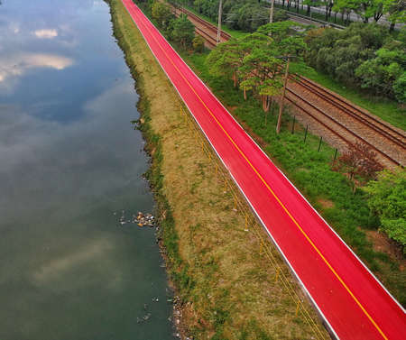View of Pinheiros River and Bike Lanes in Sao Paulo.の写真素材