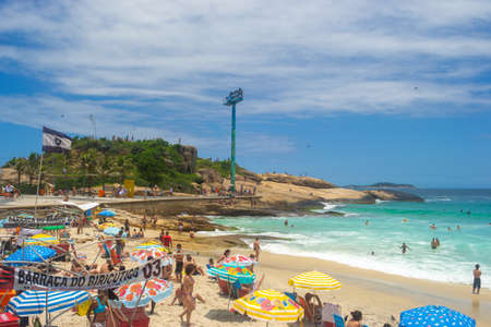 RIO DE JANEIRO, BRAZIL - NOVEMBER 22, 2015: view of rio de janeiro beaches full of peopleのeditorial素材