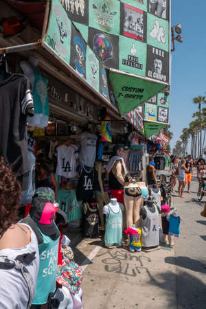 VENICE BEACH, USA - JUNE 25, 2016: View of Stores at boardwalk of Venice Beach in summer.のeditorial素材