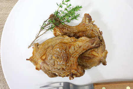 cooked lamb chops