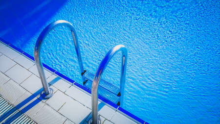 pool edge with aluminum pool steps