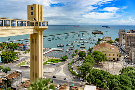 Famous yellow Lacerda elevator in Salvador city, Bahiaの写真素材