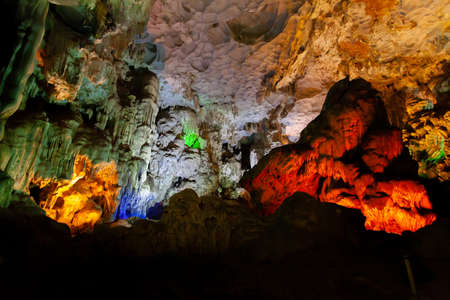 Thien Cung Cave, Halong Bay, Vietnam
