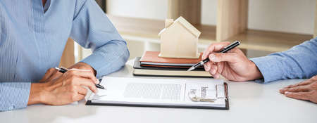 Real estate broker agent consult to customer to decision